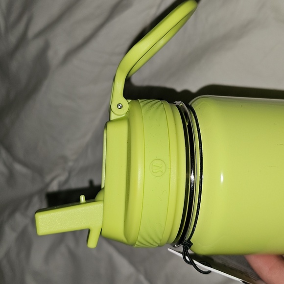 Back To Life Sports Bottle 24 Oz Straw Lid!! SOUR/SLVR!! Nwts! - Picture 5 of 9